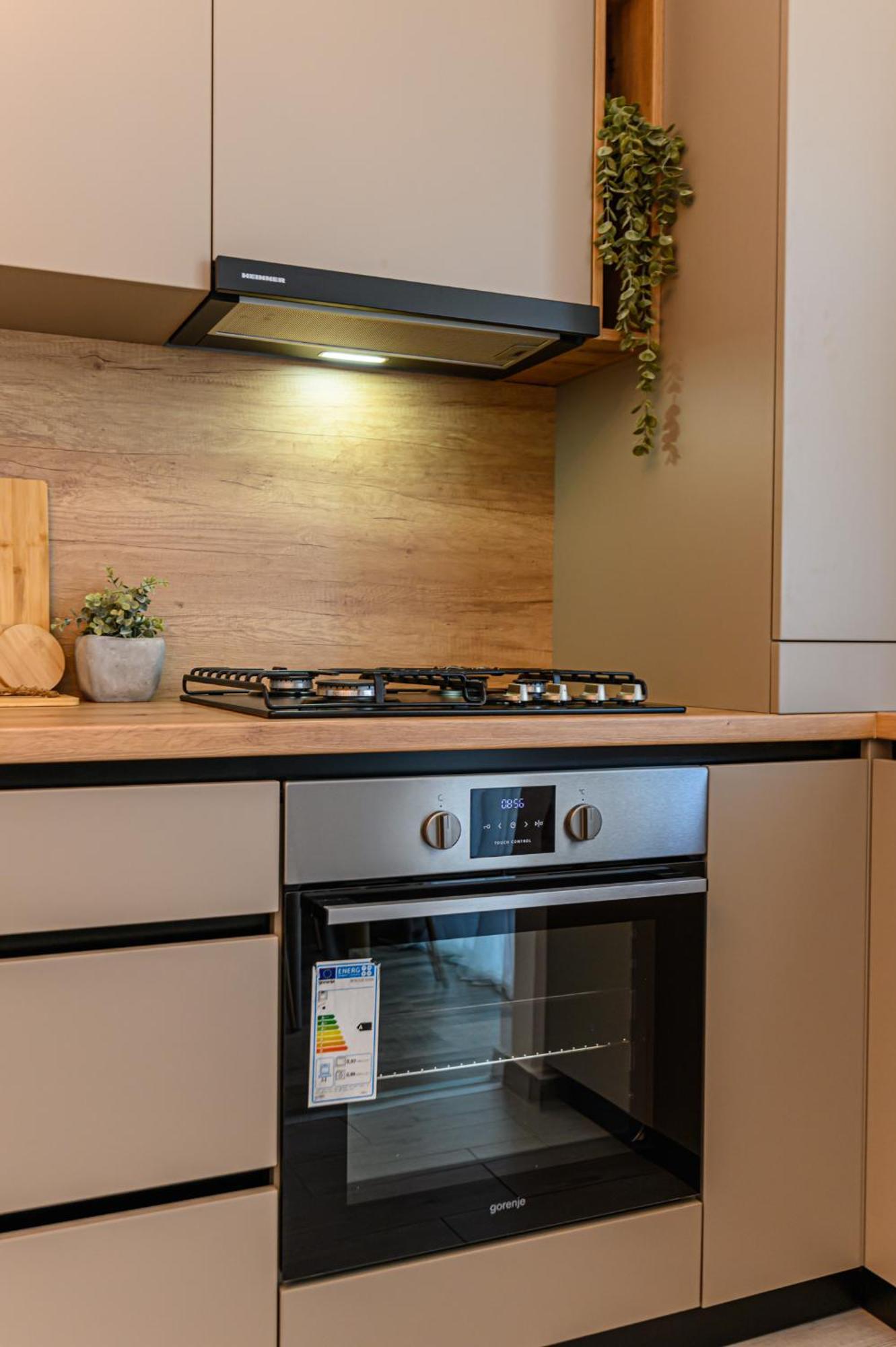 Larabelle Home Coresi ブラショフ エクステリア 写真