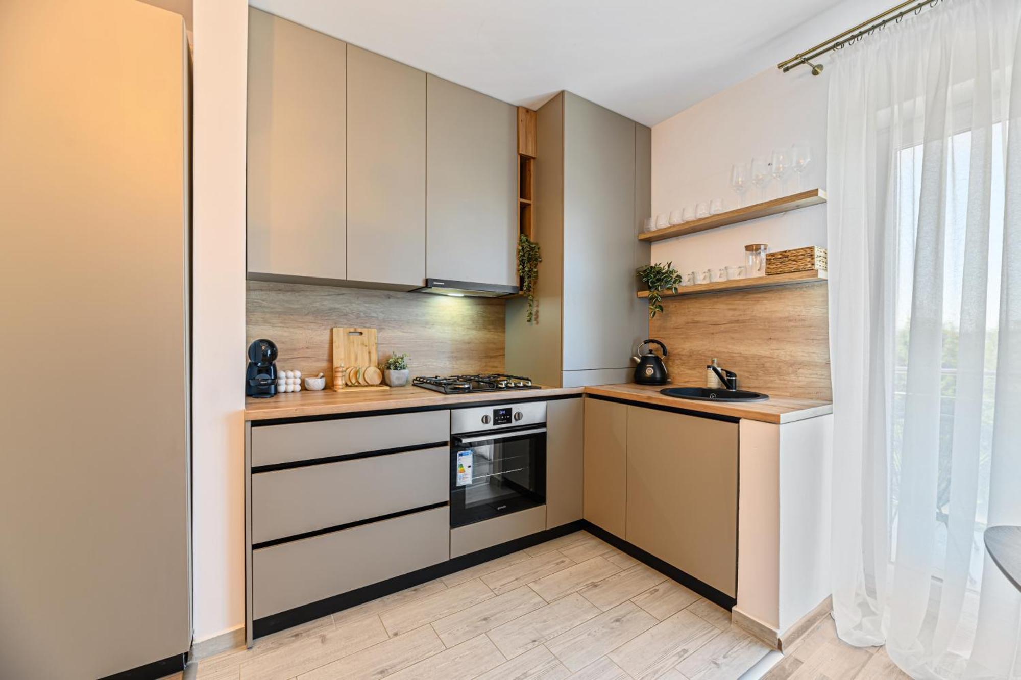 Larabelle Home Coresi ブラショフ エクステリア 写真